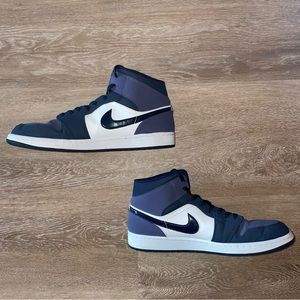 Jordan 1 Mid Obsidian & Sanded Purple